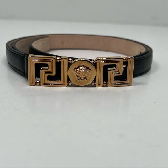 Versace Metallic Gold Logo Belt • Made in Italy • Size 70/28 28/70 NEW $425 VERSACE RUNWAY Black Grainy Leather GOLD  main image 4